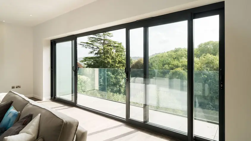 خرید درب بالکن